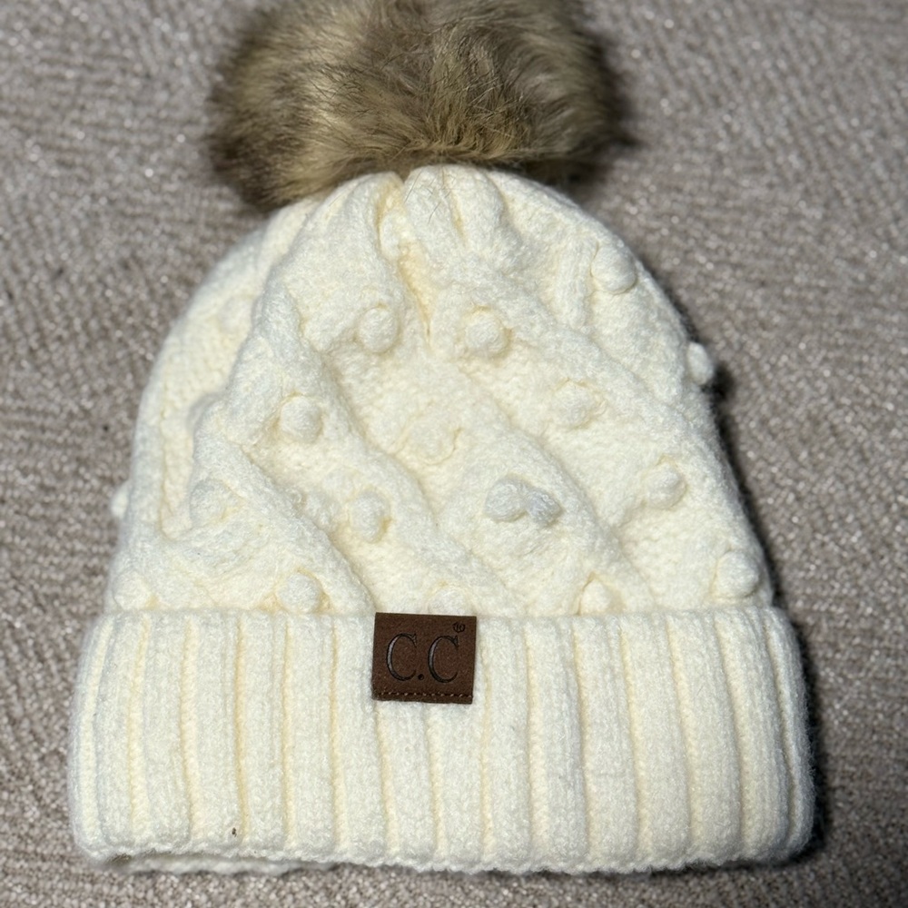 C.C Women's Cream Knit Beanie with Pom-Pom
